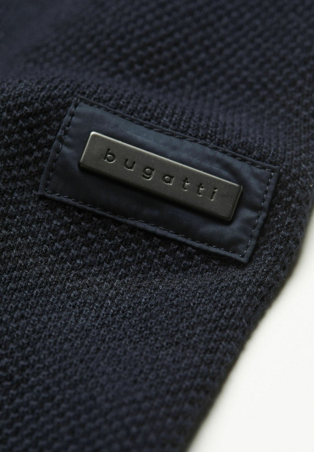 

Джемпер HALF-ZIP bugatti, темно-синий