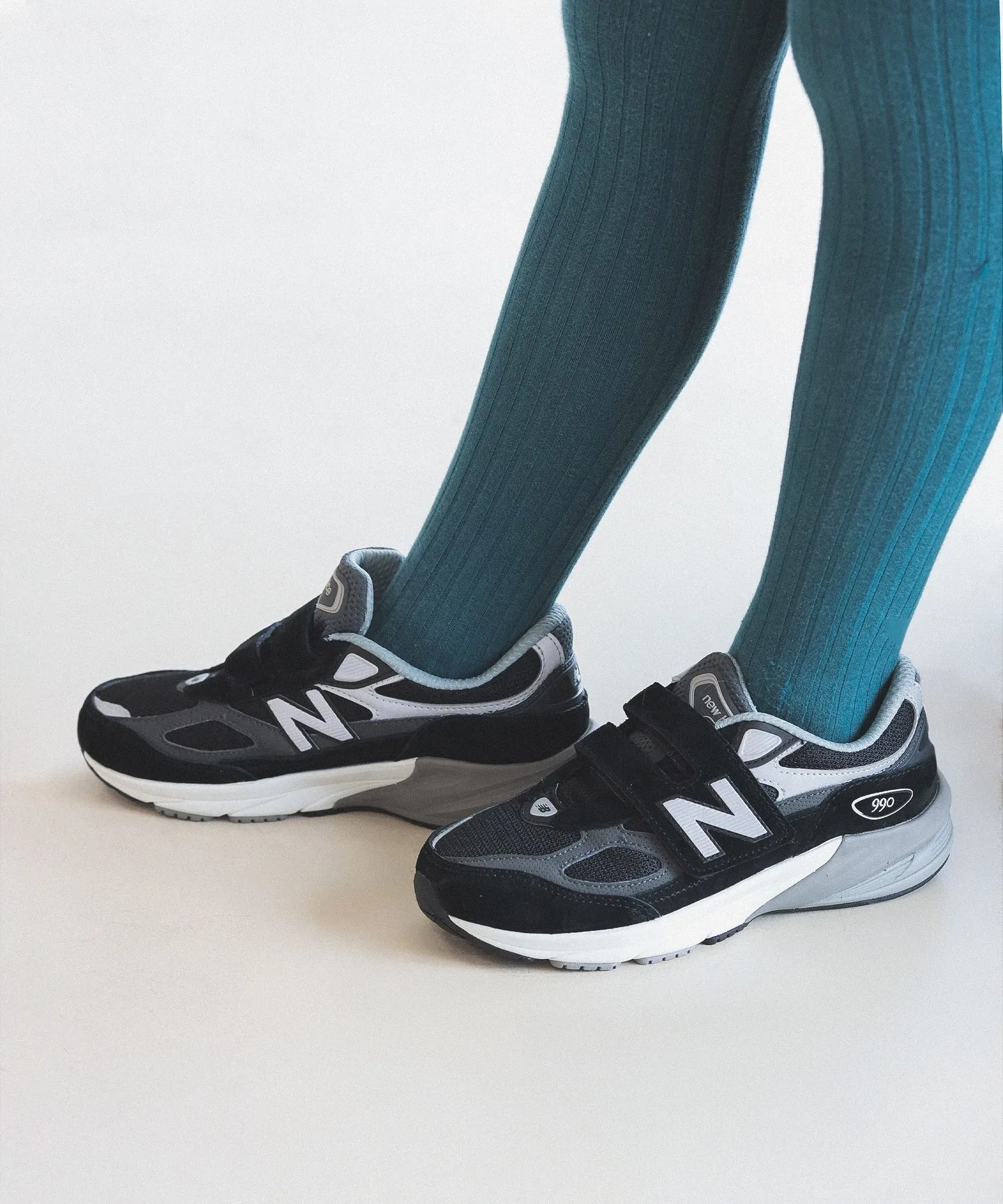 Детские кроссовки New Balance PV990 из натуральной кожи чёрные — фото 3