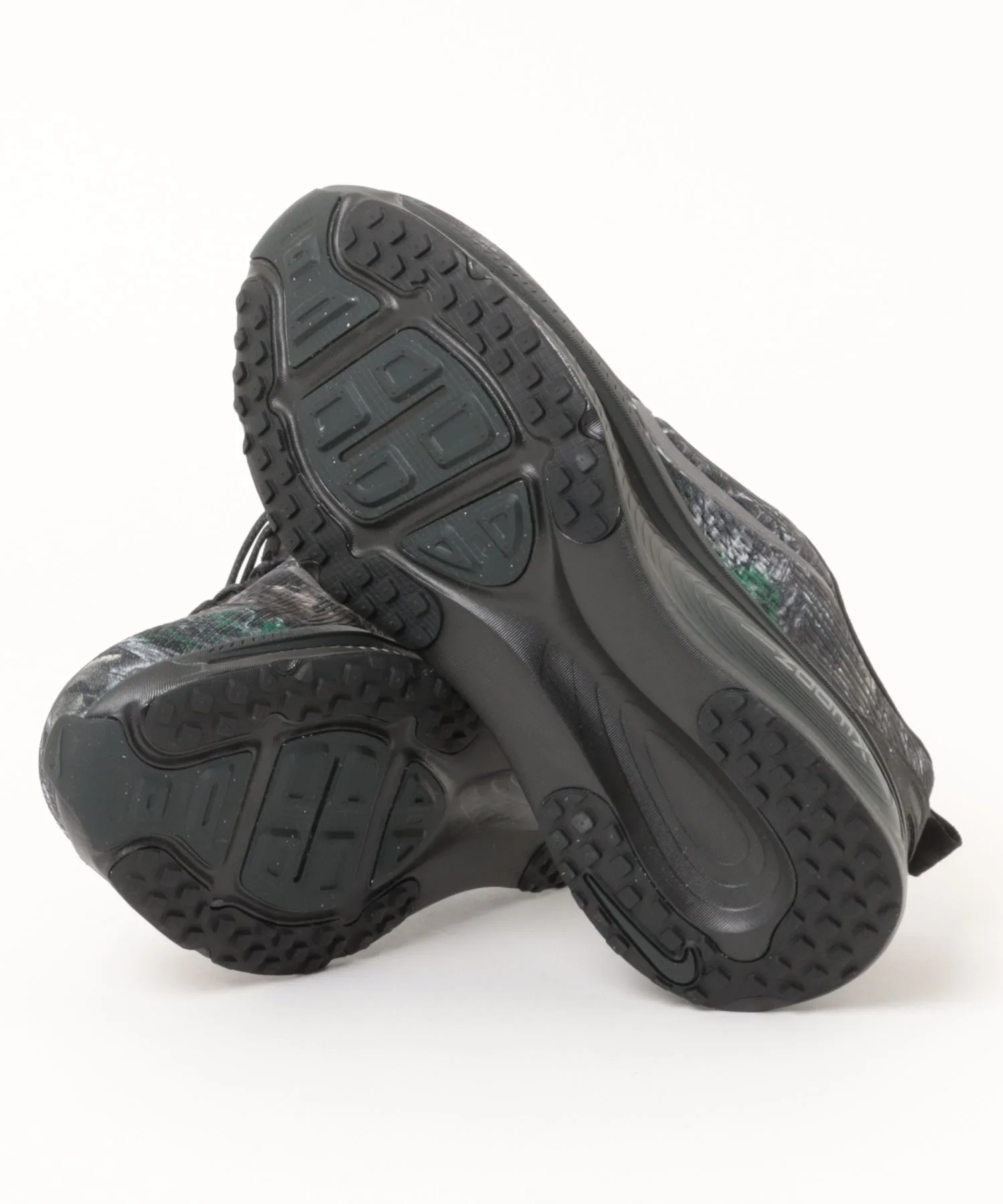 Мужские кроссовки с технологией ZoomX VOMERO 18 CM NIKE черные — фото 3