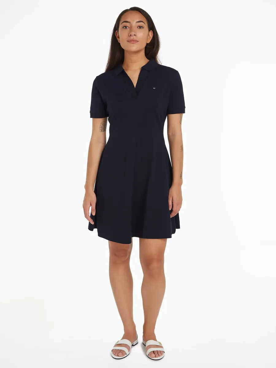 

Платье-поло Tommy Hilfiger "F&F OPEN PLCKT LYCLL POLO DRS SS" с вышитым логотипом, цвет Desert Sky