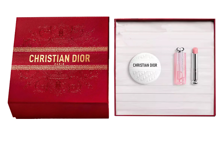 

Новогодний лимитированный набор ухода за кожей Heartbeat Monogram Box увлажняющий, восстанавливающий, увлажняющий 50мл+3,2г DIOR, 50ml Multi-Use Cream+Enchanting Lip Balm 001