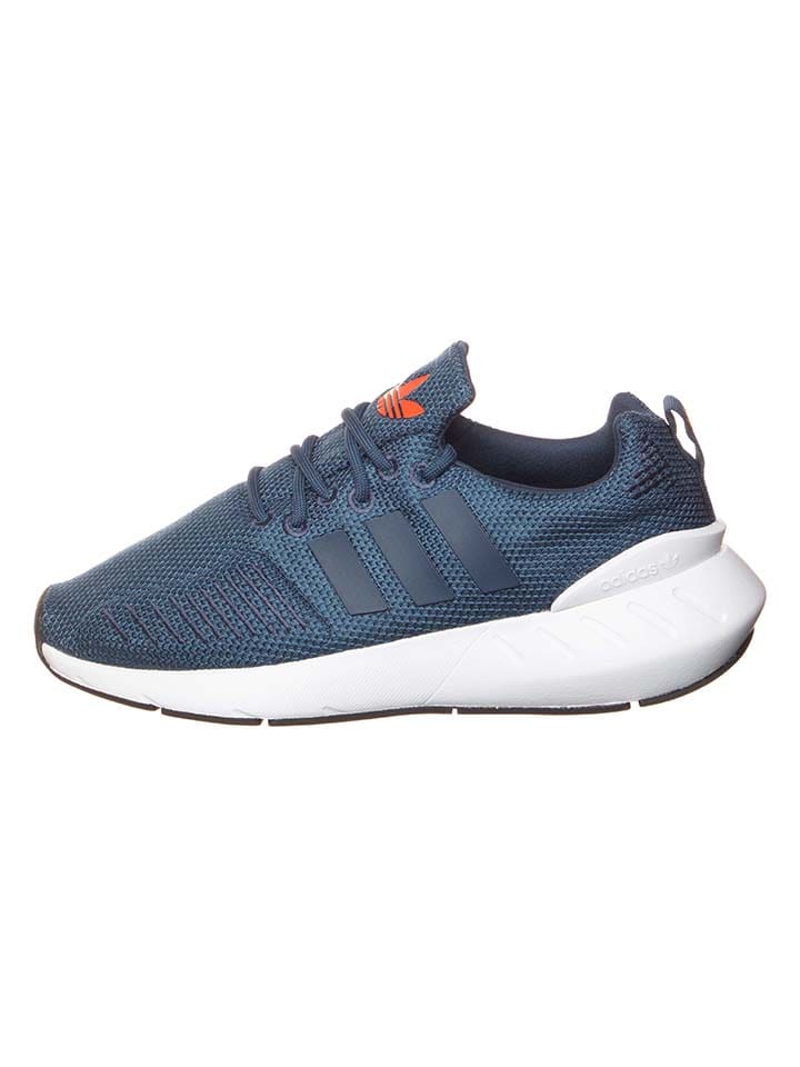 

Кроссовки на шнуровке adidas Sneakers Swift run 22, синий