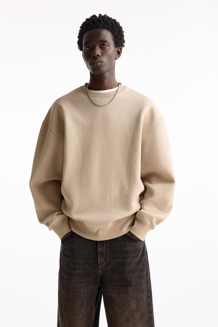 

Базовая толстовка с круглым вырезом Pull And Bear, экрю