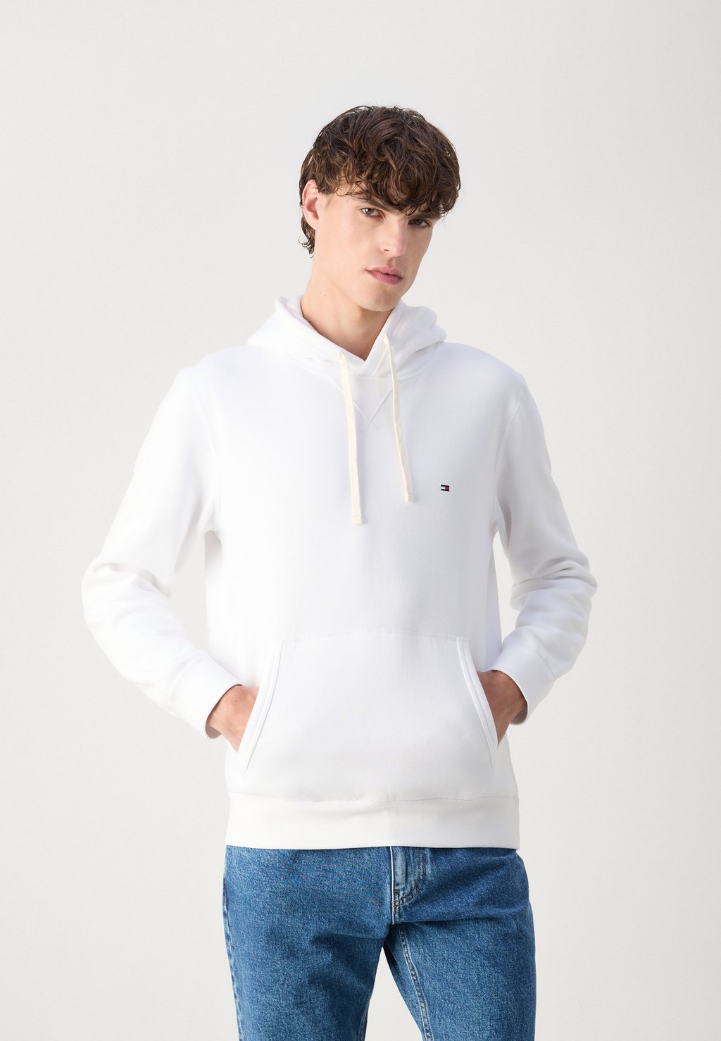 Толстовка с капюшоном ESSENTIAL HOODY Tommy Hilfiger, белый — фото 3
