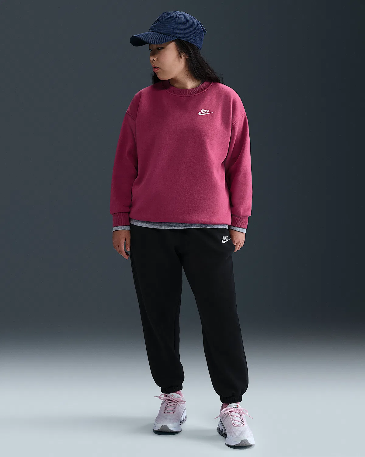 Детская увеличенная толстовка (большие размеры) Nike Sportswear Club Fleece, Sweet Beet/Sweet Beet/White — фото 4