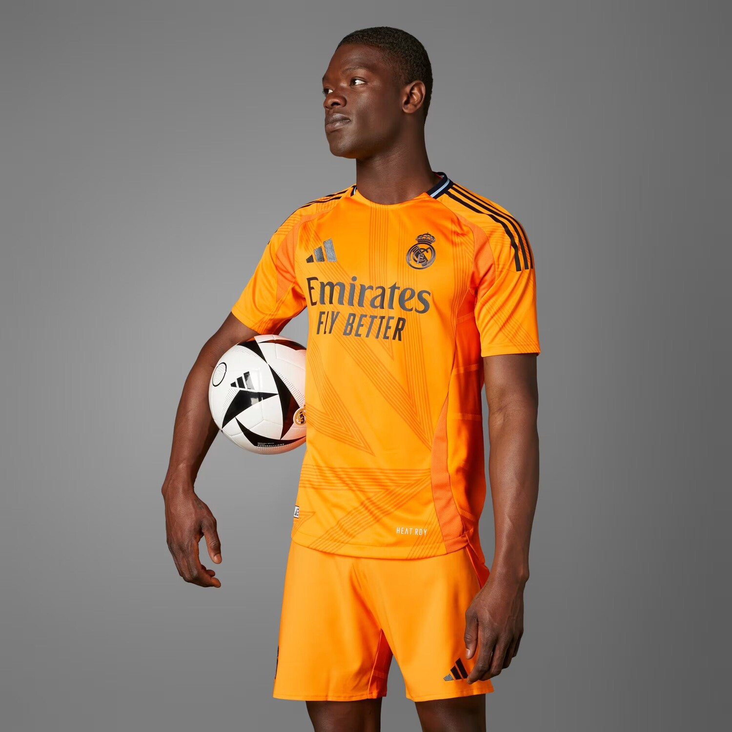 

Аутентичная выездная футболка Реал Мадрид 24/25 Adidas, цвет Crew Orange