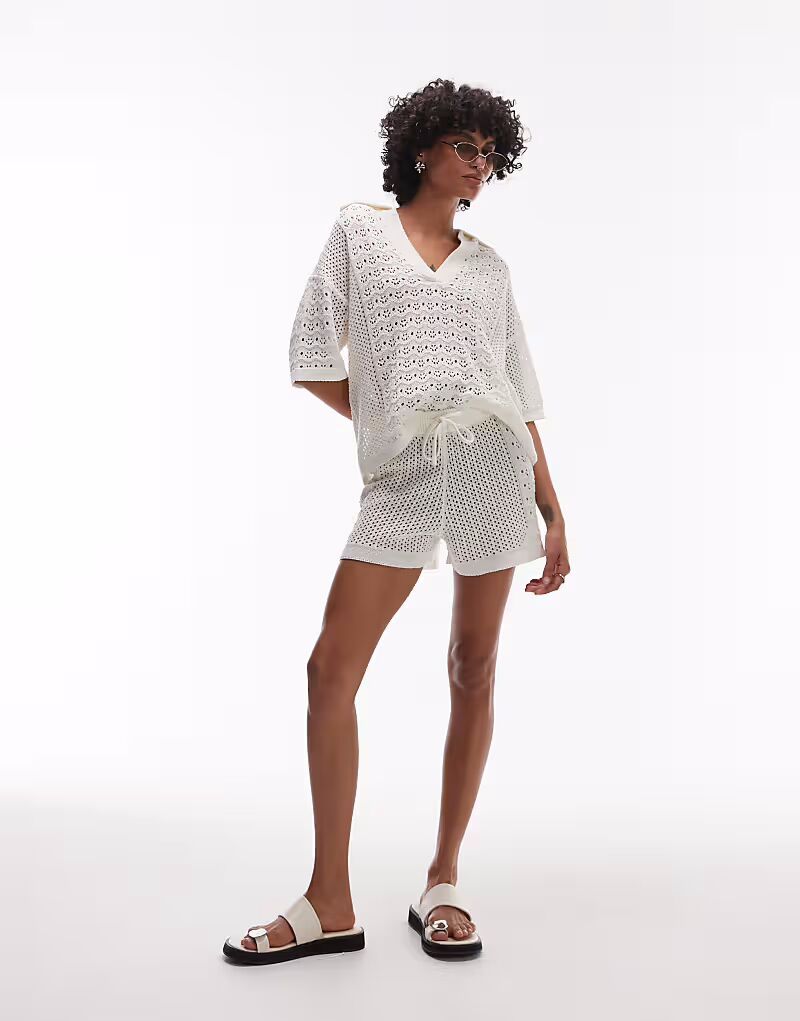 

Короткие шорты с открытым стежком цвета слоновой кости Topshop