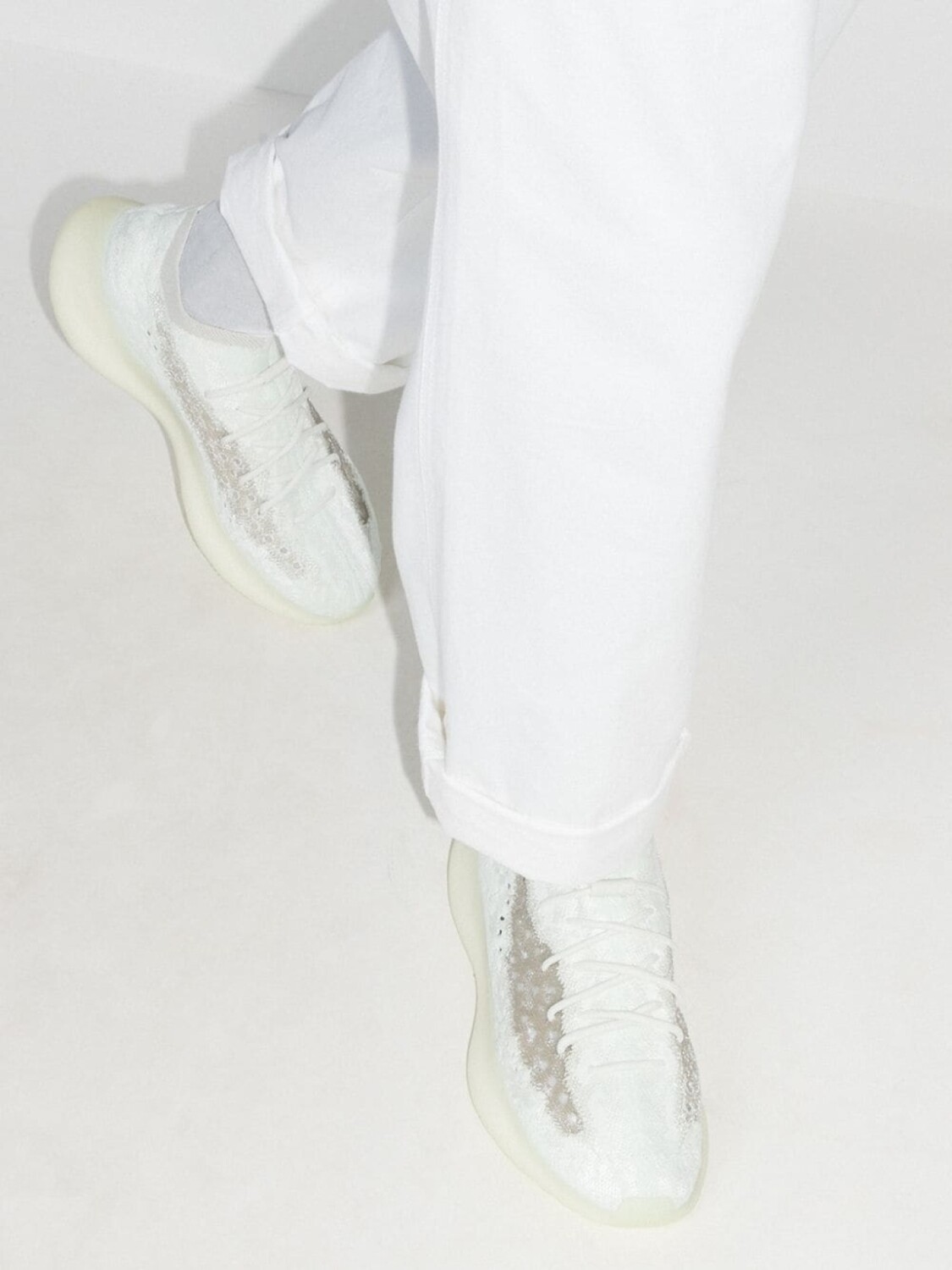 Кроссовки YEEZY Boost 380 Calcite Glow adidas Yeezy, белый — фото 3