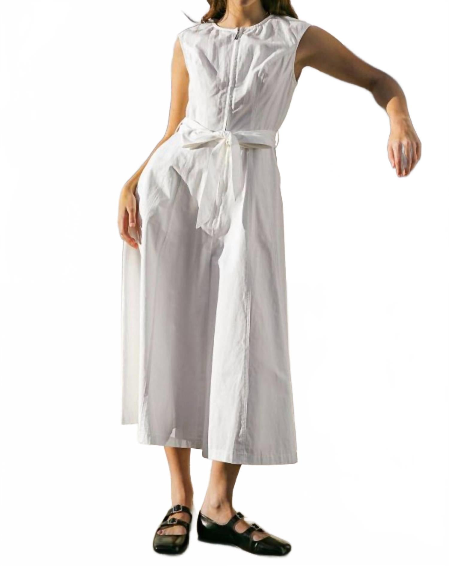 

Челси платье миди без рукавов в белом FLYING TOMATO