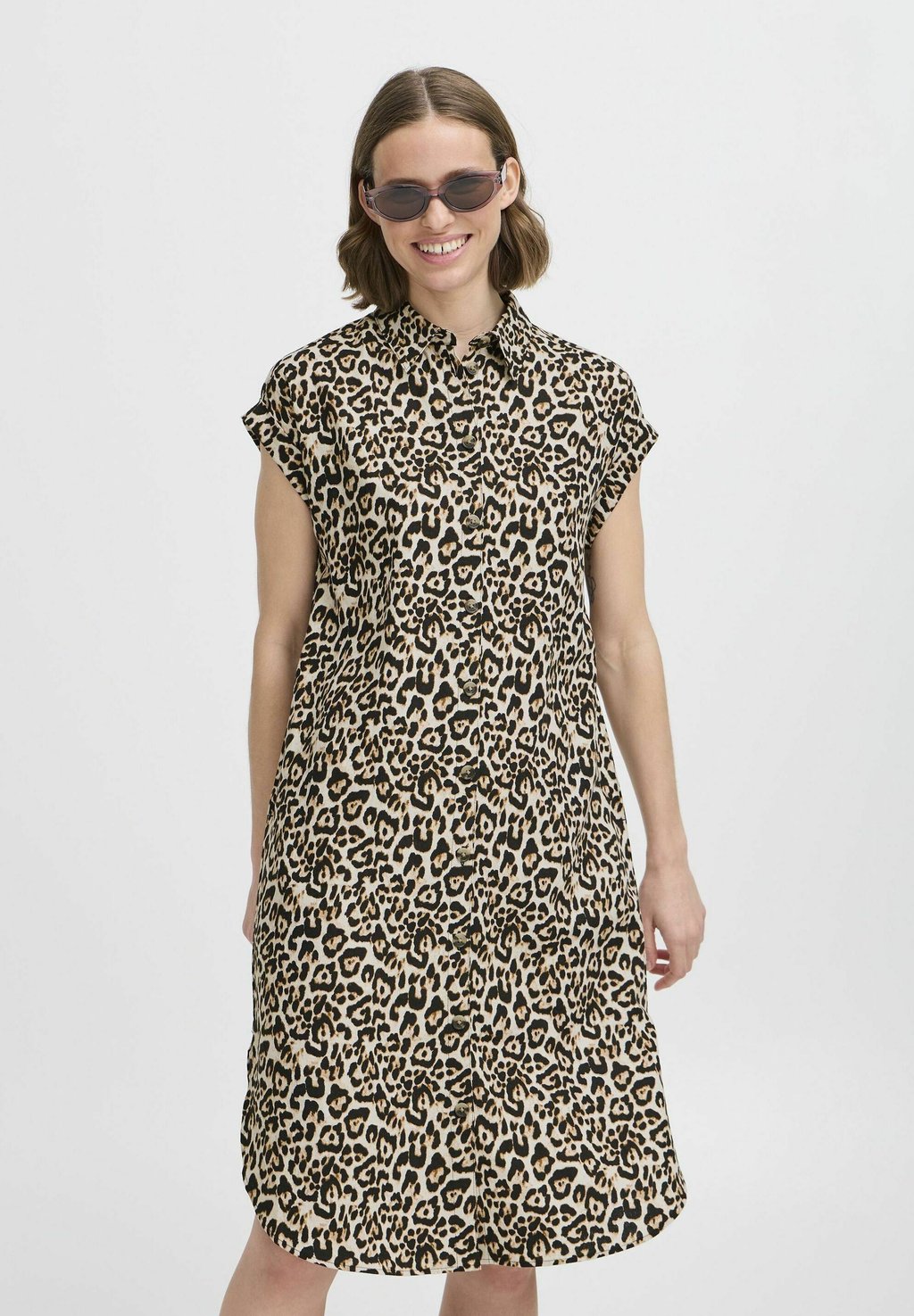 

Платье-рубашка BYAlakka b.young by Zalando, цвет Rainy Day Leopard Mix
