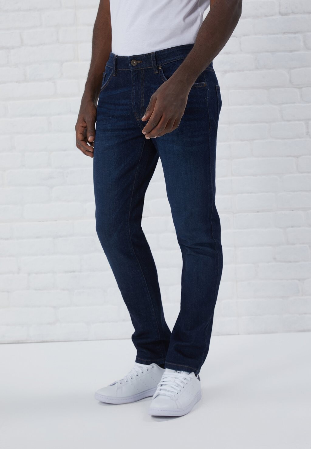 

Джинсы зауженного кроя Pier One, цвет dark blue denim