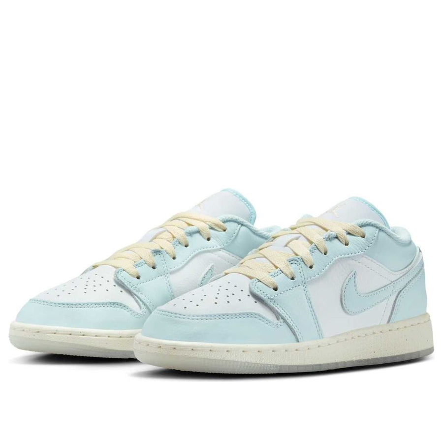Кроссовки (GS) Air Jordan 1 Low SE 'Glacier Blue', синий — фото 3