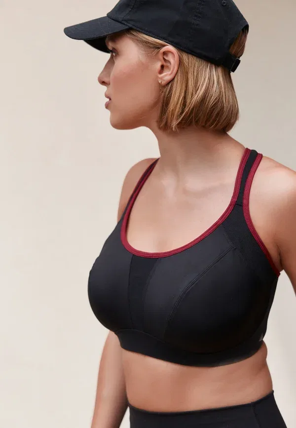 Топ-бюстье Ultimate support cushioned comfort high impact Next, черный