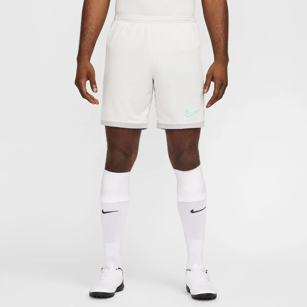 

Мужская академия 25 Шорты Nike, светло-серый