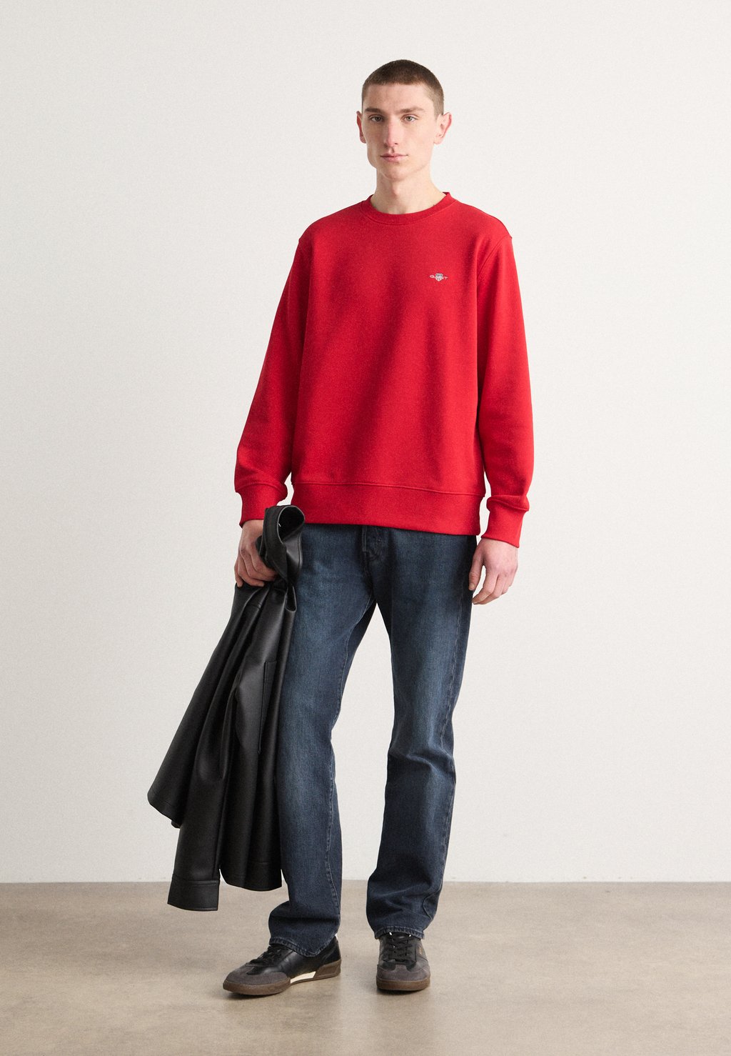 

Толстовка SHIELD C NECK GANT, красный