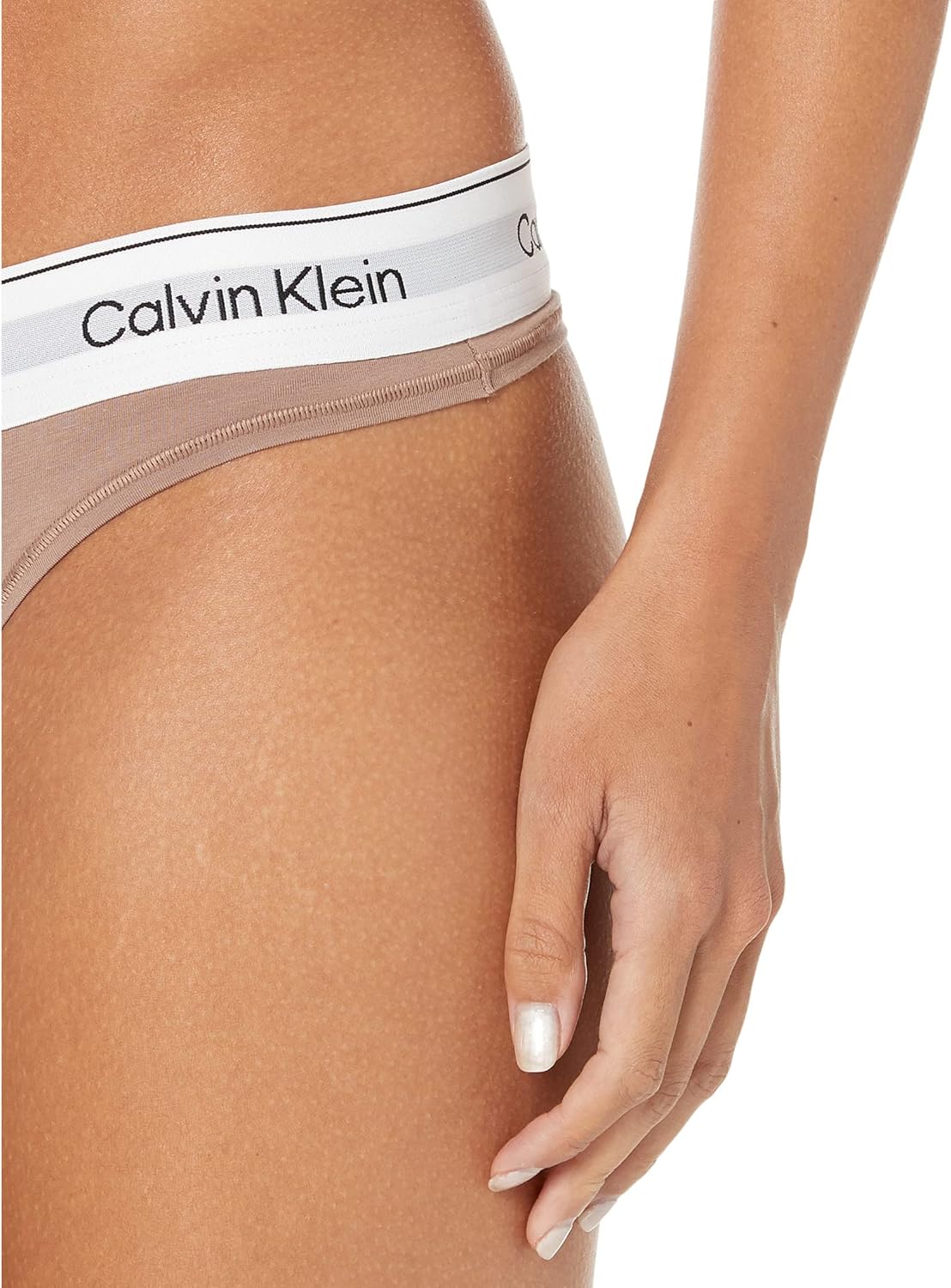 Женские стринги Calvin Klein Modern Cotton Naturals, Rich Taupe — фото 2