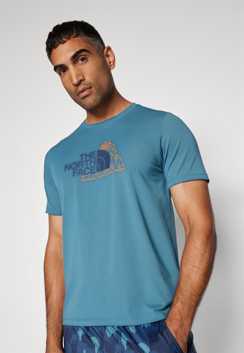 

Принт на футболке MOUNTAIN FOUNDATION TEE The North Face, синий