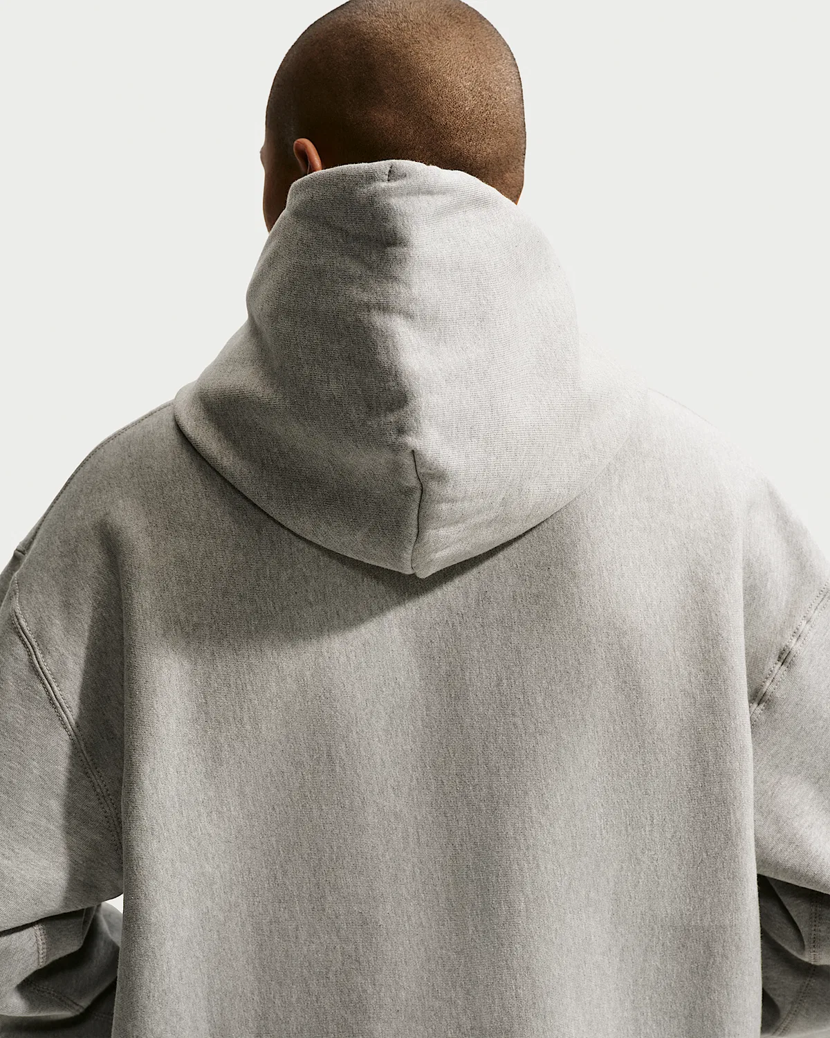 Мужская флисовая худи-пуловер Nike Solo Swoosh, Dark Grey Heather/White — фото 2