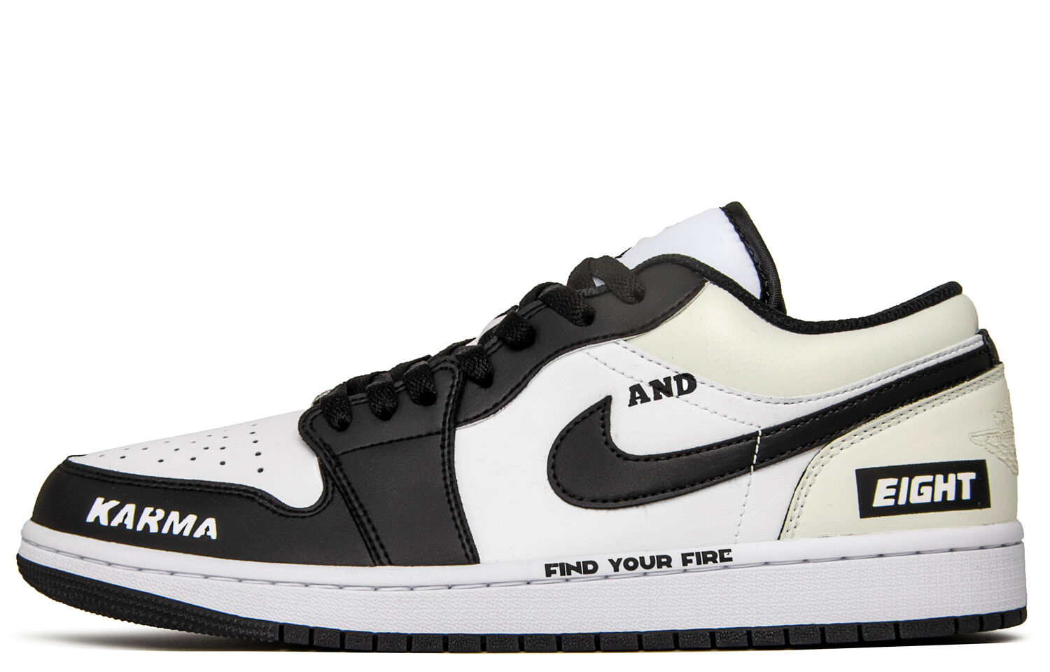 

Баскетбольные кроссовки Air 1 Vintage Men Low-Top Black/White Jordan