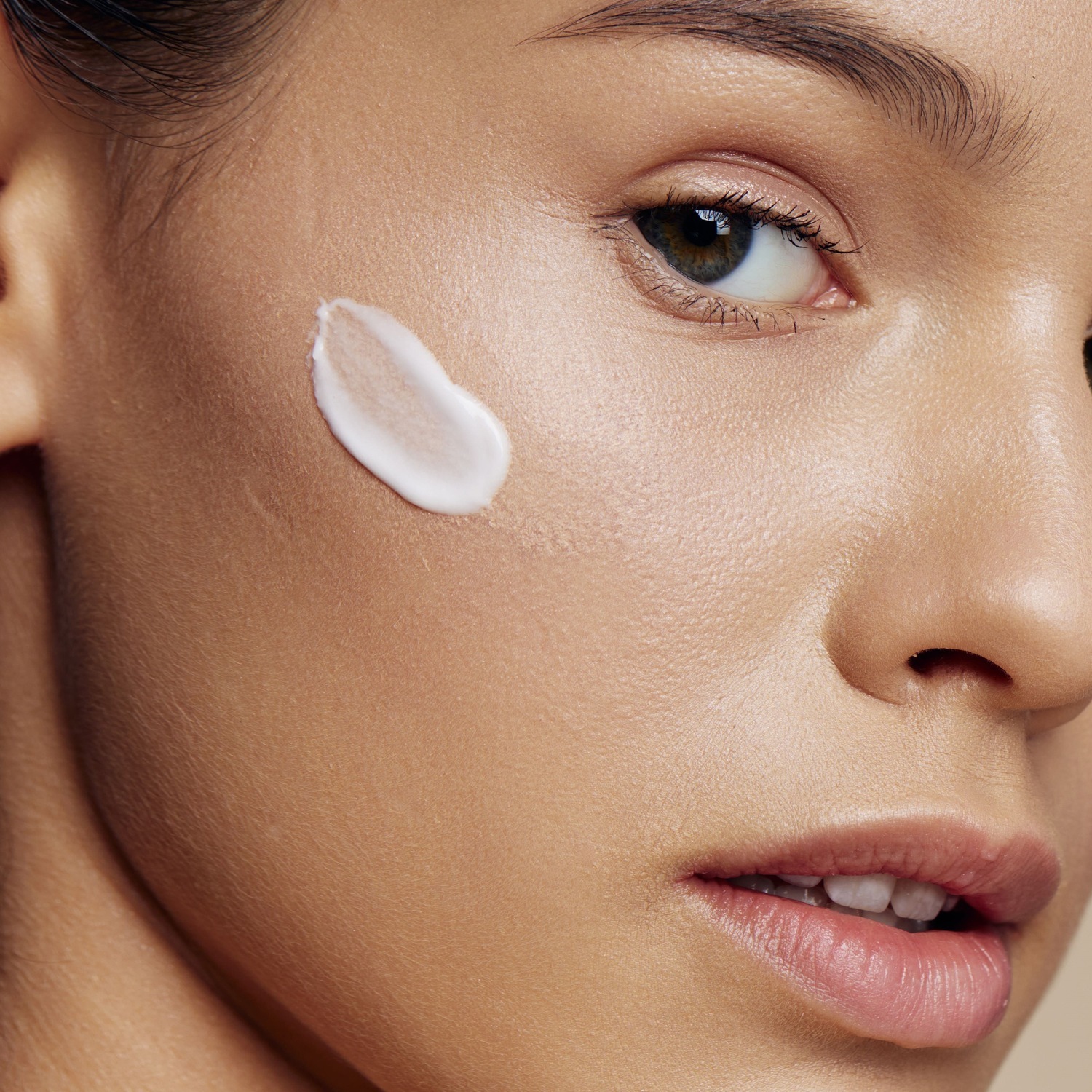 Крем для лица Gioiello Liquido — 24h face cream "pure gold“ , объем, 50 мл — фото 4