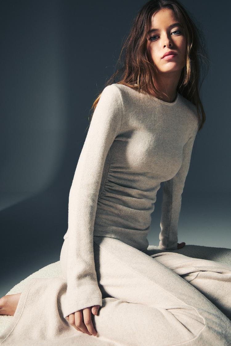 

Футболка с длинным рукавом Pull And Bear, бежевый