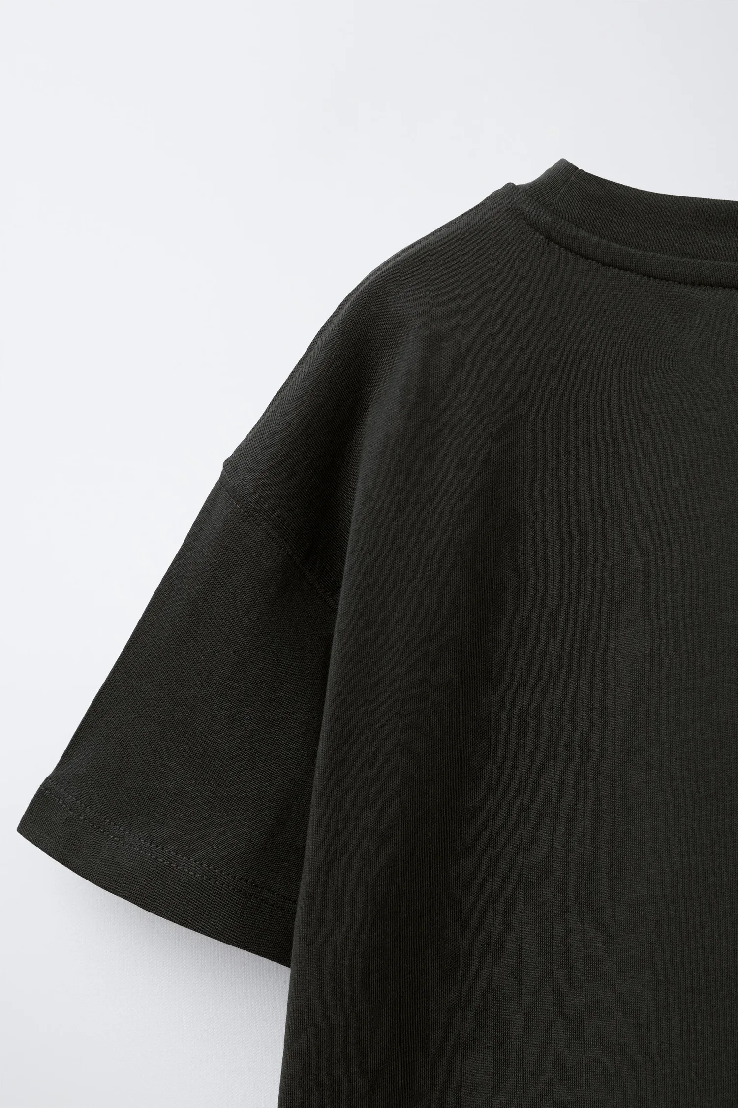 Zara Футболка с неоновым слоганом — фото 4