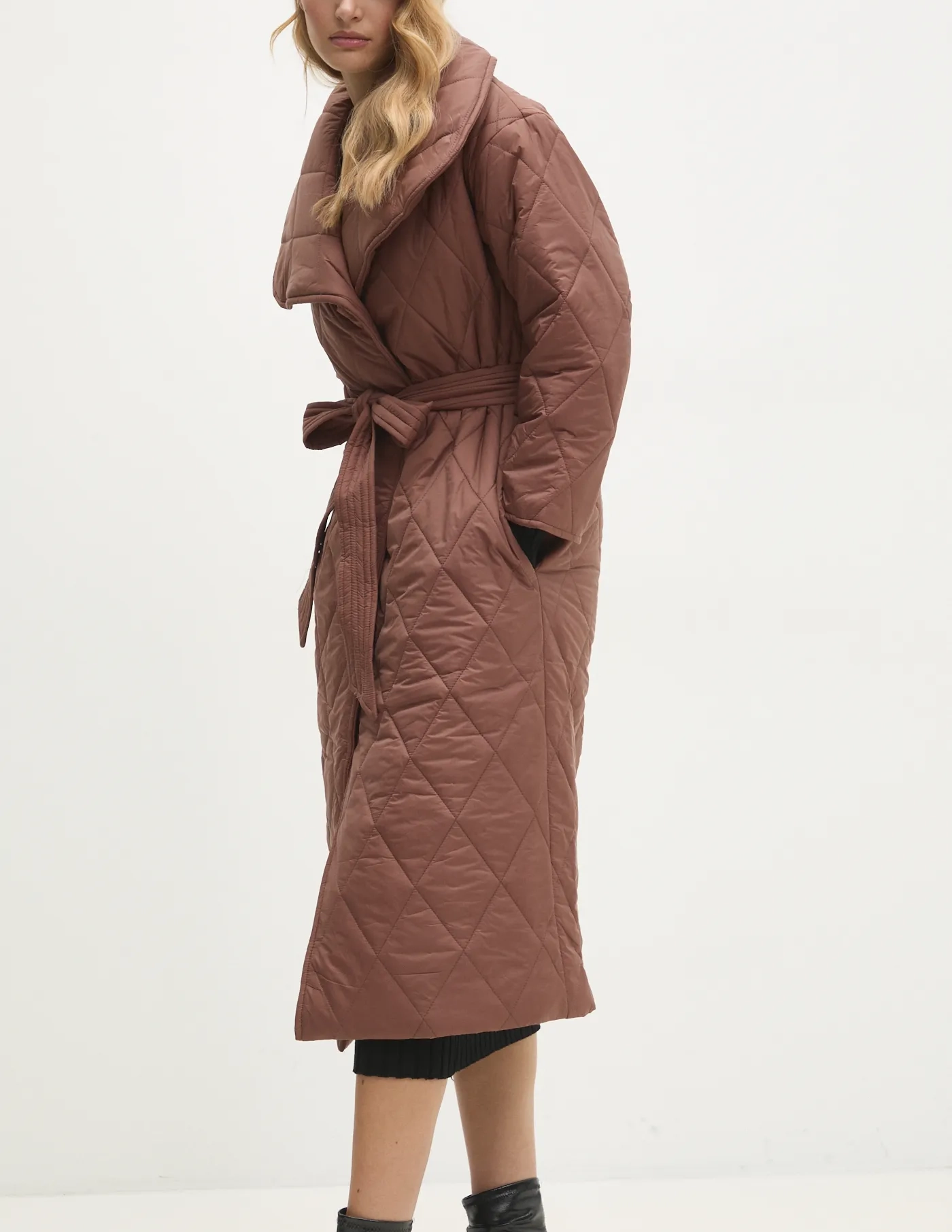 

Куртка Answear Lab, коричневый