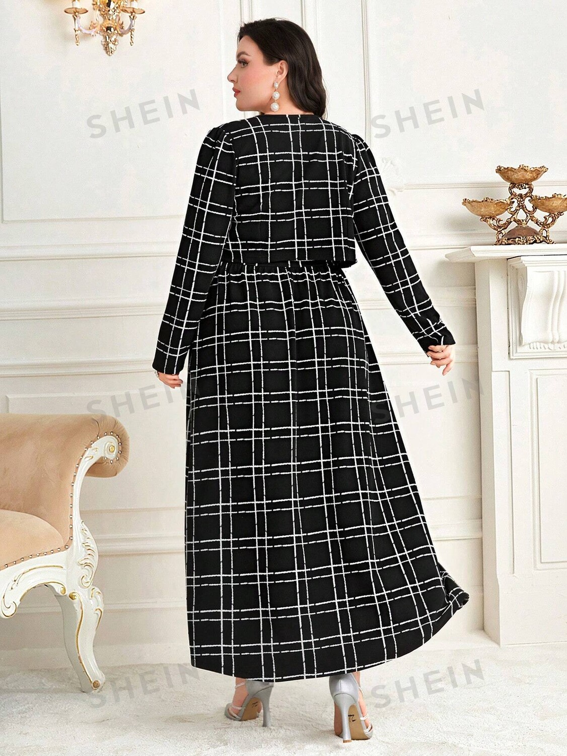 

Modely plus size Платье в клетку с двойным карманом и жакетом, 2 шт/Компл Shein, черно-белый