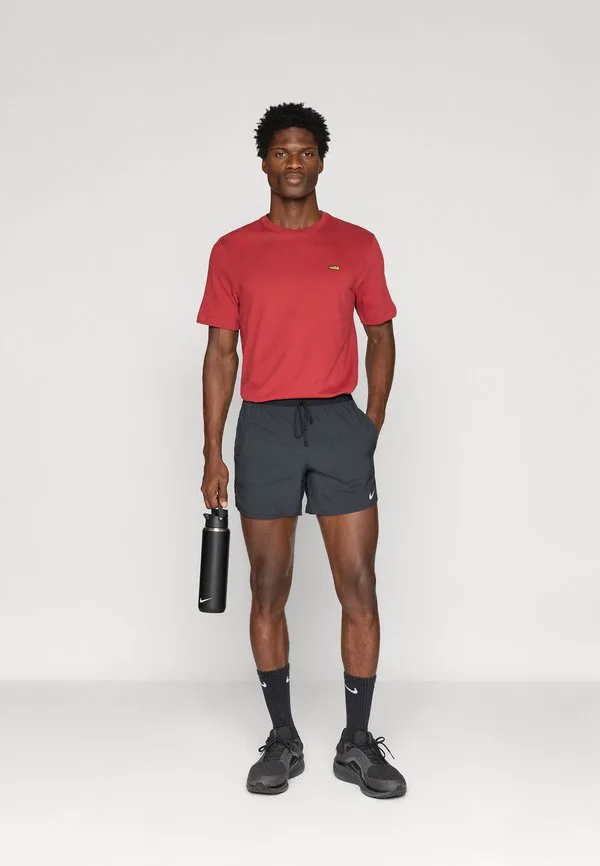 Футболка в стиле ретро для бега и спорта Nike Performance, Team Crimson — фото 2