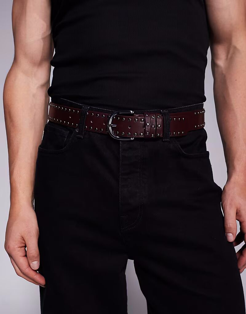 

Ремень с заклепками ASOS DESIGN из искусственной кожи бордового цвета