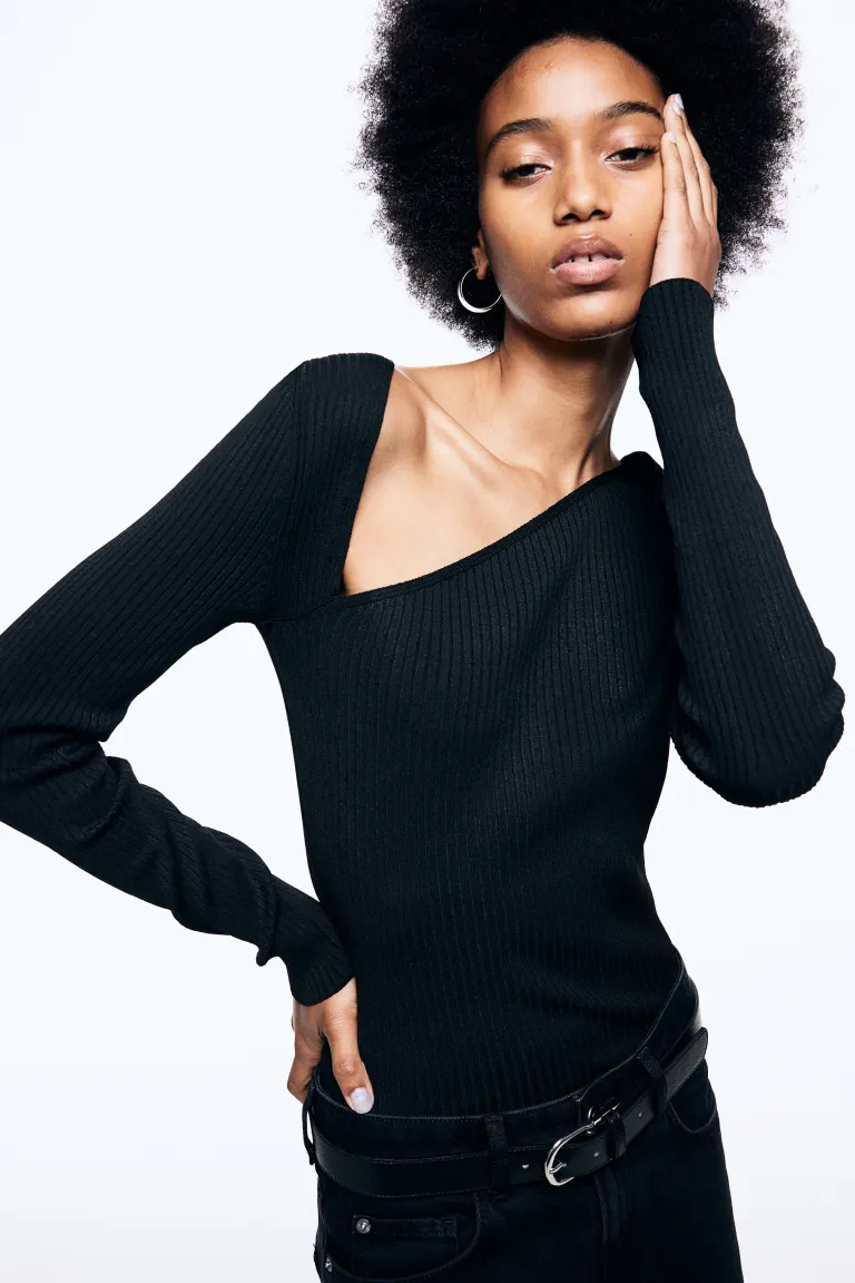 

Свитер с асимметричным вырезом H&M, черный