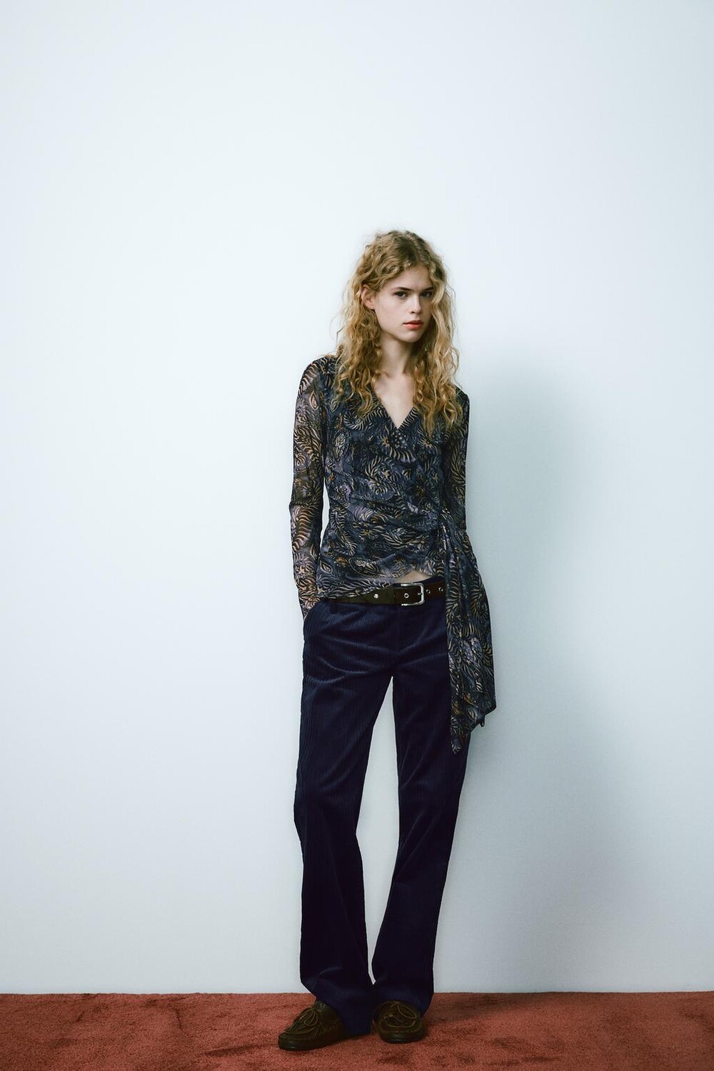 

Блузка из тюля с принтом ZARA, синий/черный