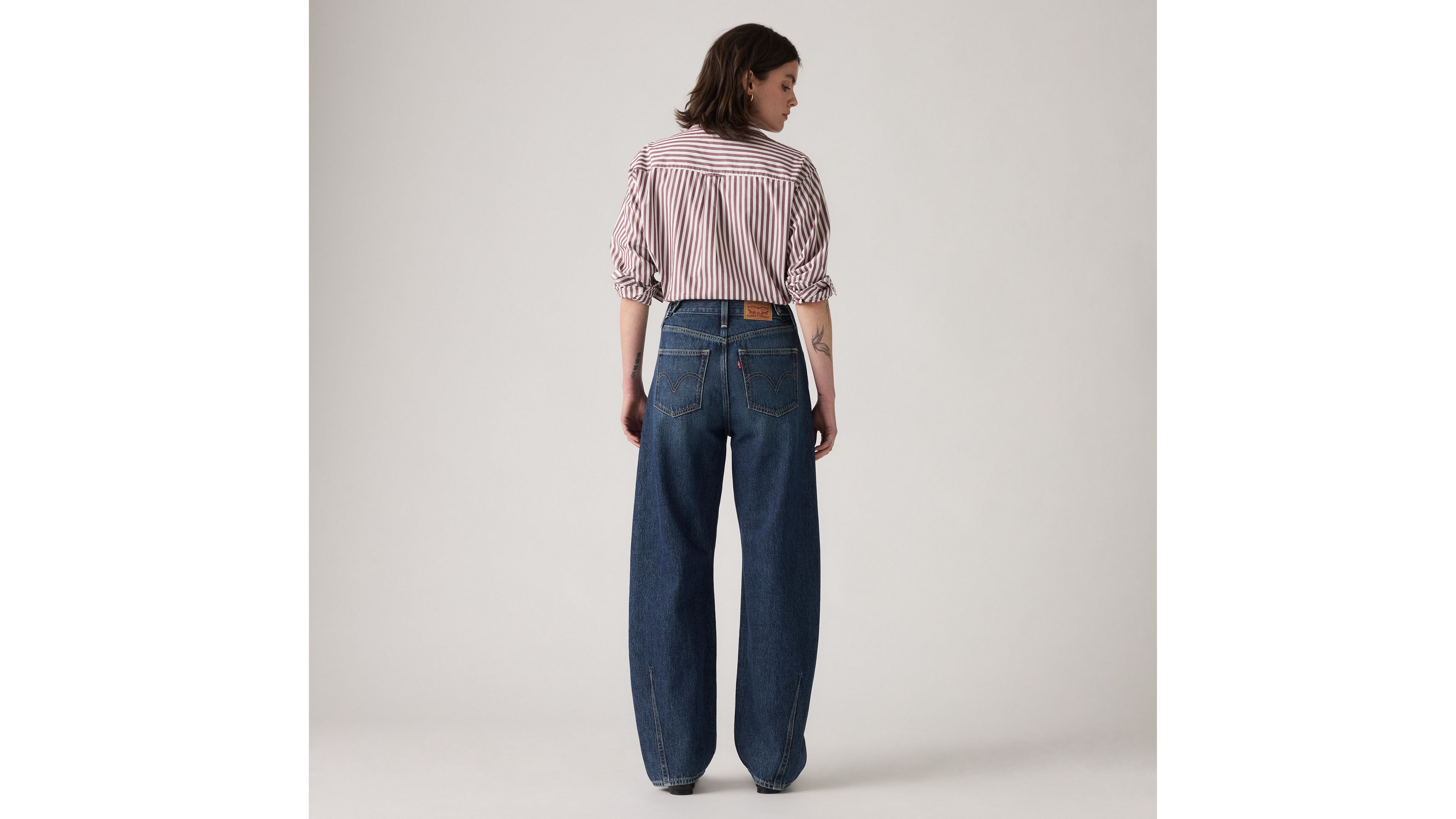 Женские джинсы Cinch Barrel Levi's, New Shades - Dark Wash — фото 4