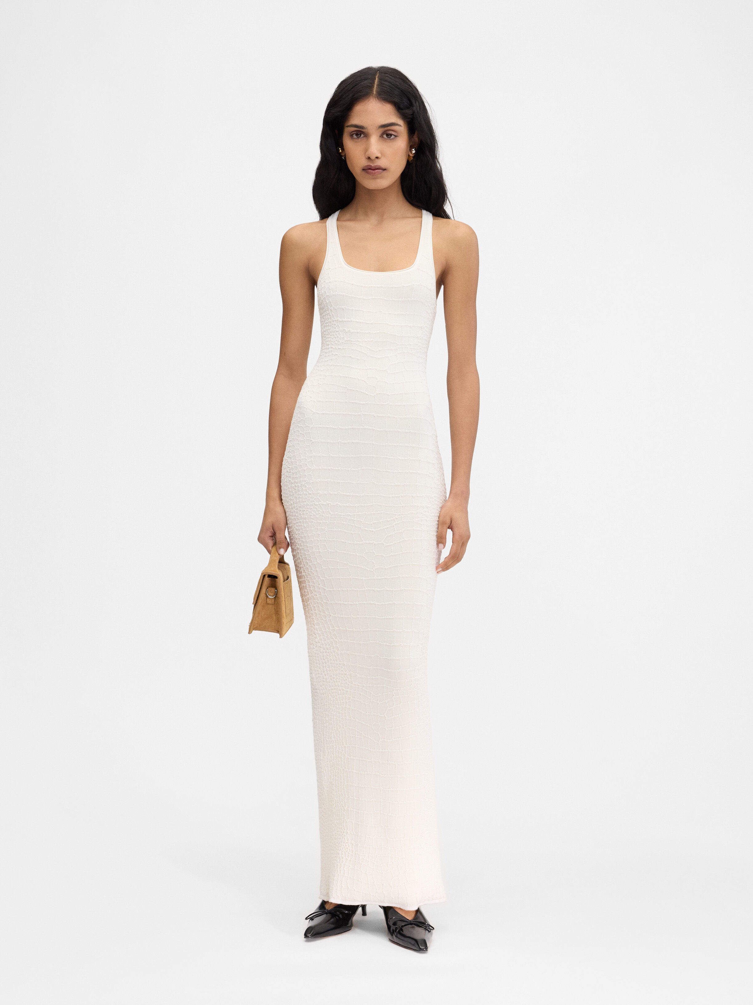 

Длинное платье-борцовка JACQUEMUS The Scala dress, белый