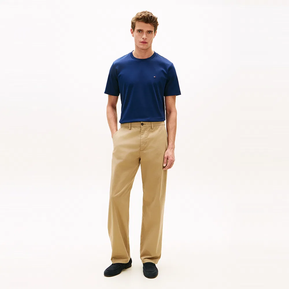 Мужская тёмно-синяя футболка "Luxury Interlock" от Tommy Hilfiger — фото 2