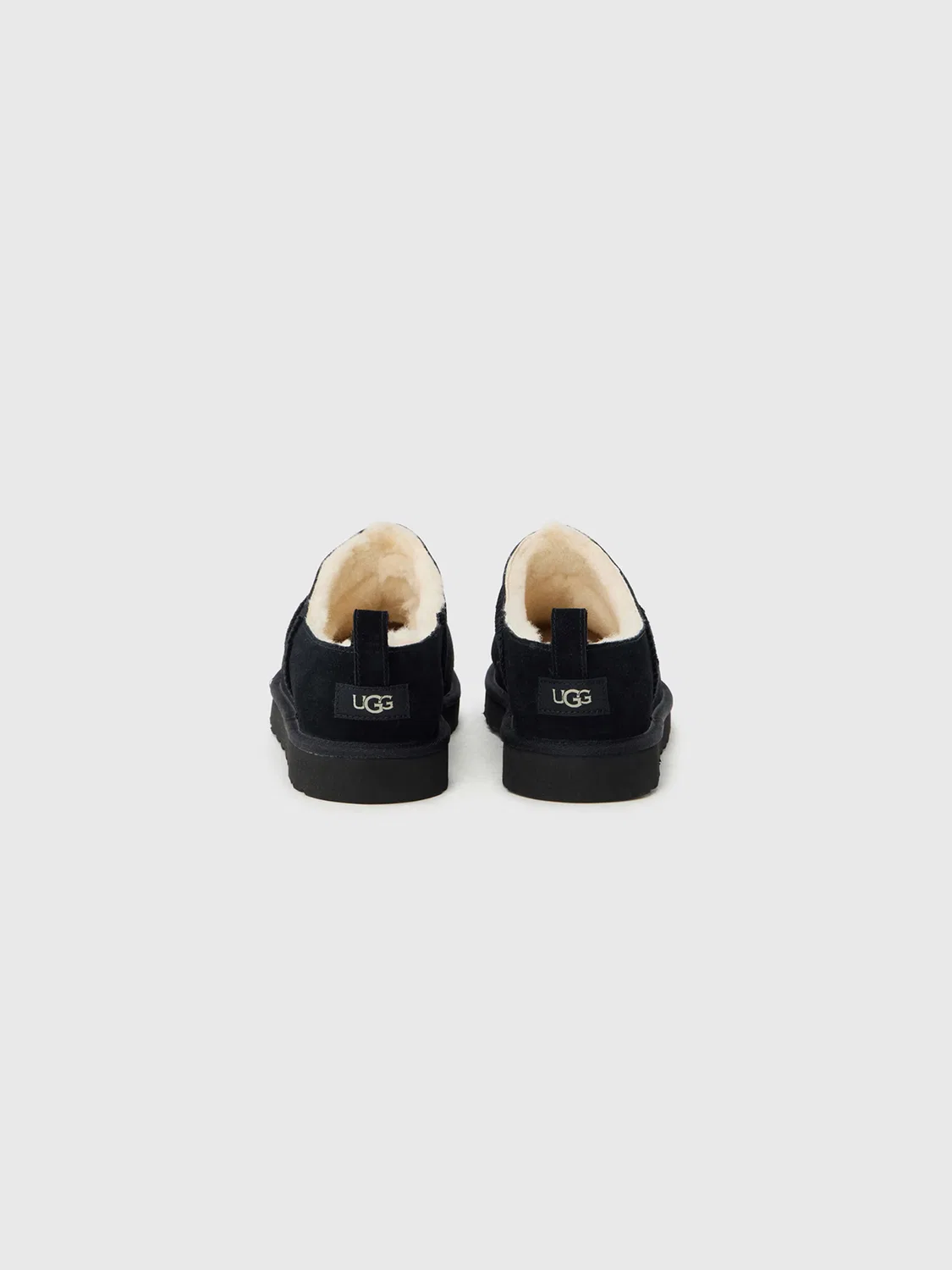 Ботинки 'Classic' Ugg, Black — фото 4