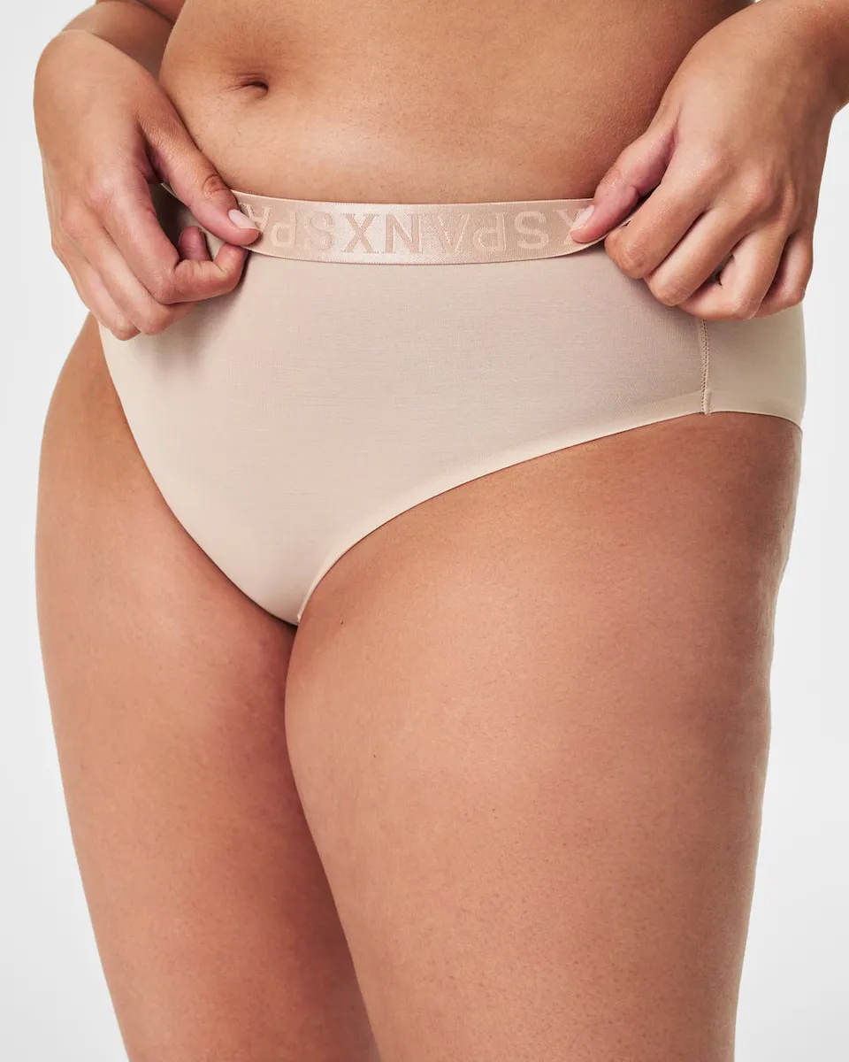 

Корректирующие трусики в стиле бикини Spanx, цвет Natural