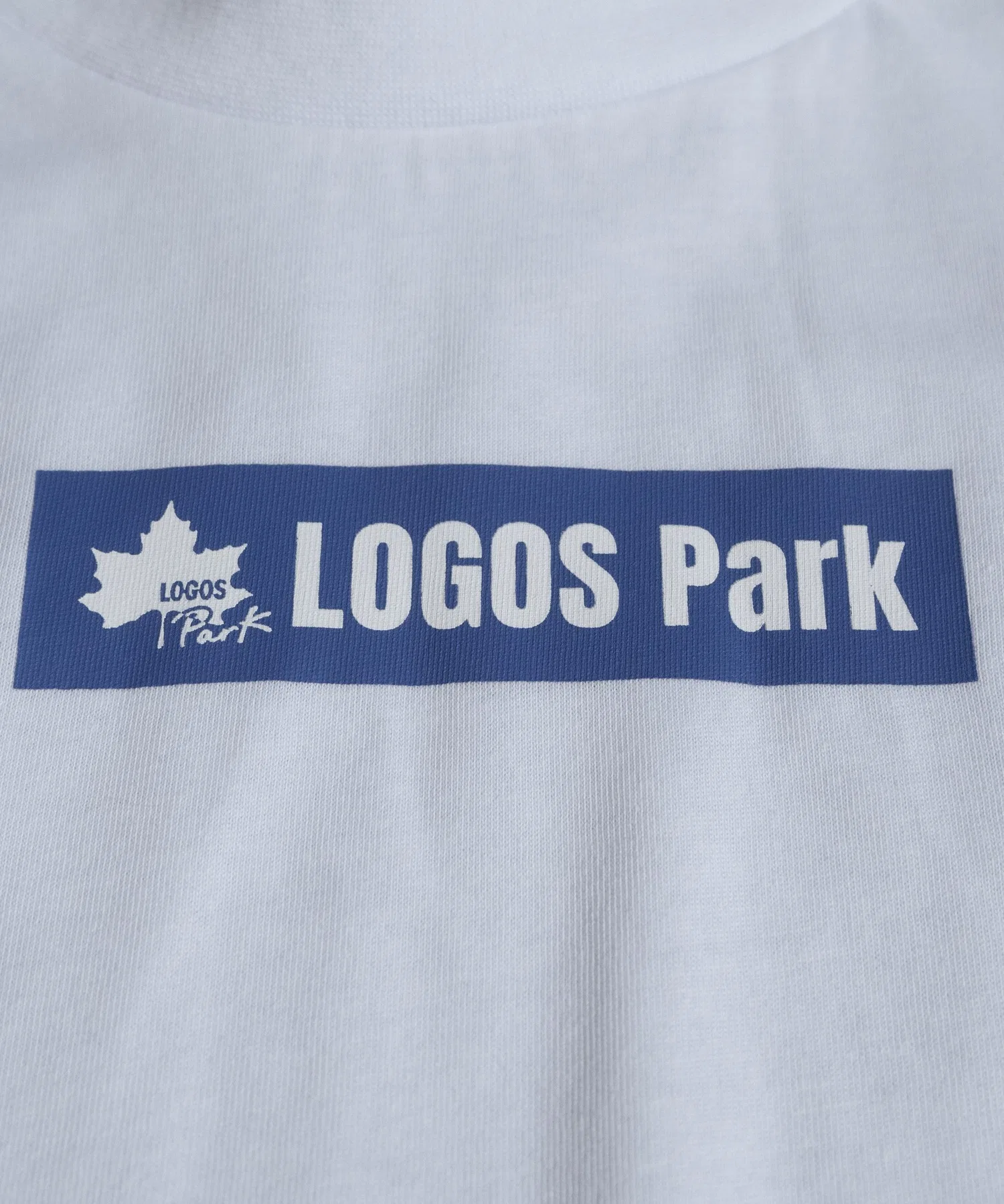 Детская футболка с логотипом LOGOS JOHN'S CLOSET тёмно-синяя — фото 4