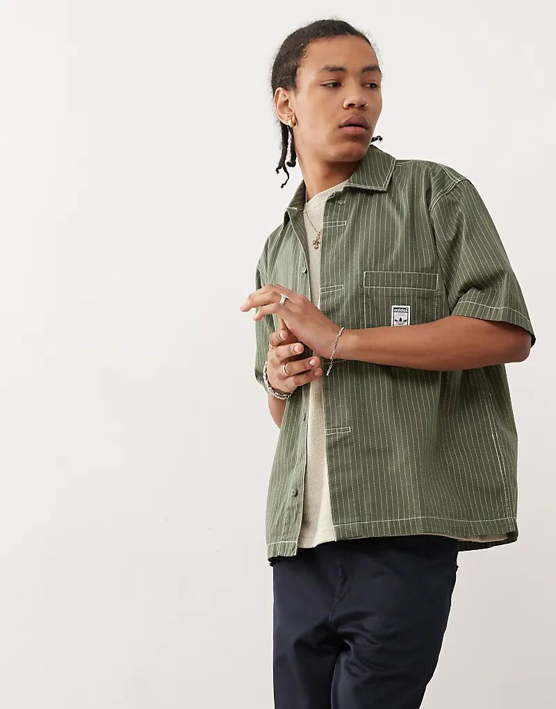 

Рубашка с коротким рукавом adidas Originals Wabash цвета хаки