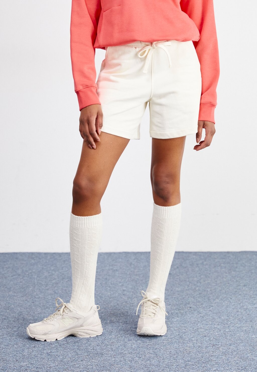 

Шорты Obey Clothing, цвет unbleached