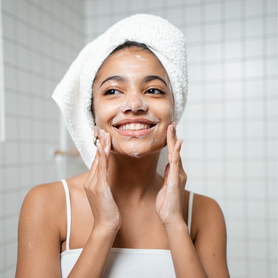 Jeanne en Provence Gel Nettoyant Visage Apple - Осветляющий гель для умывания БИО 150мл — фото 4