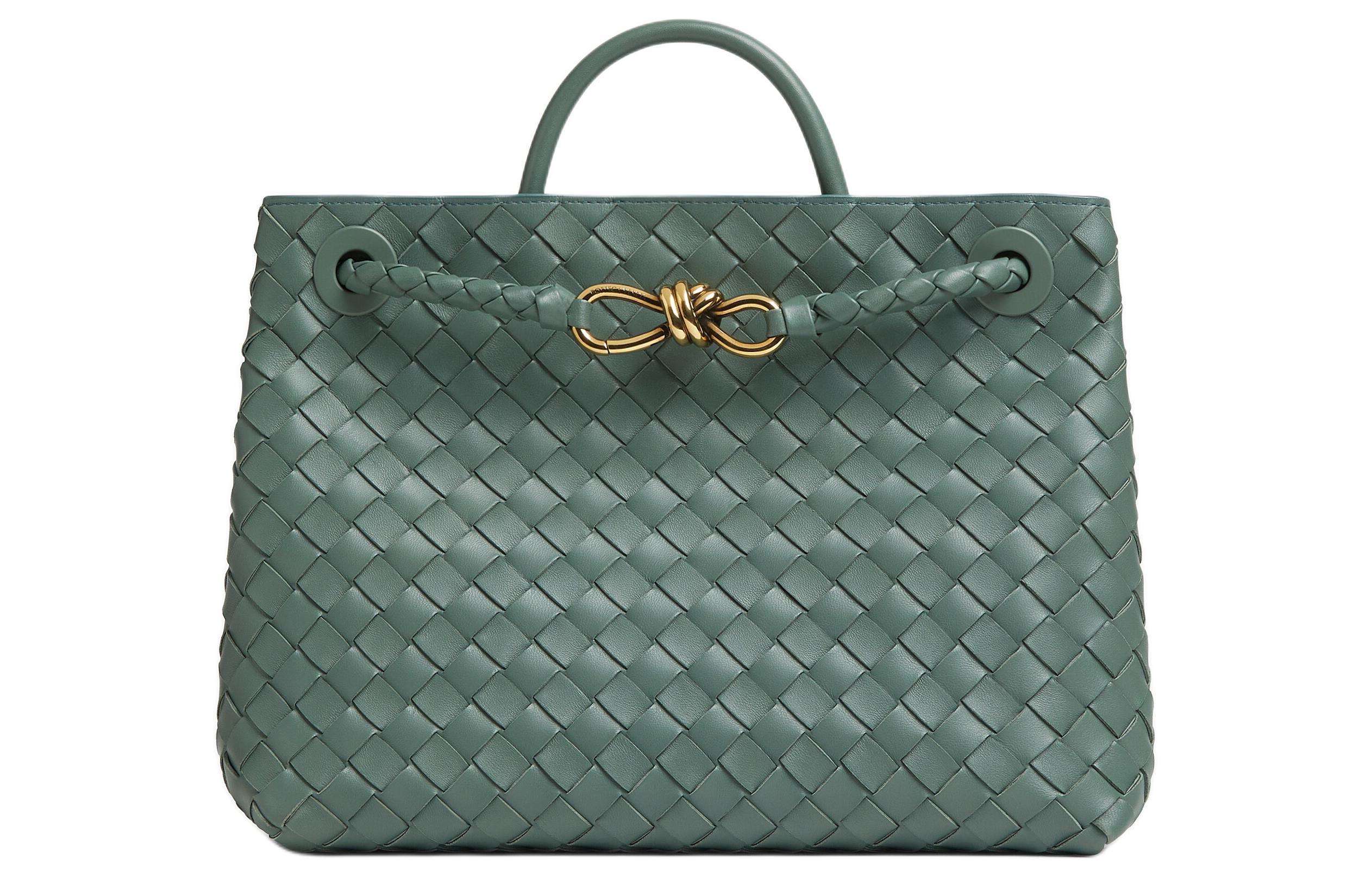 

Сумка через плечо Andiamo Series из овчины, средний размер, цвет алоэ вера, Bottega Veneta