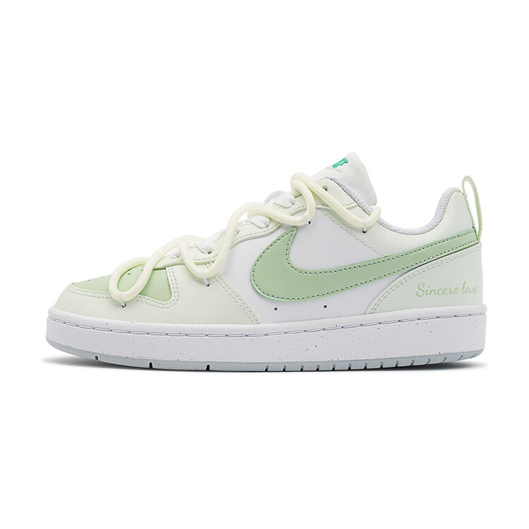 

Детские кроссовки для скейтбординга Court Borough GS Low-top Pastel Green Nike, зеленый