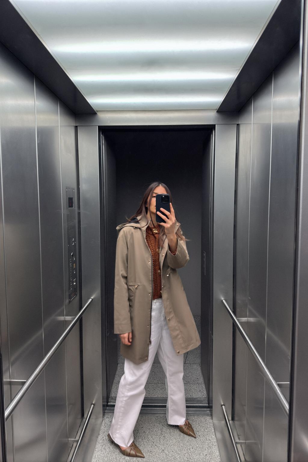 

Длинная куртка с капюшоном ZARA, хаки