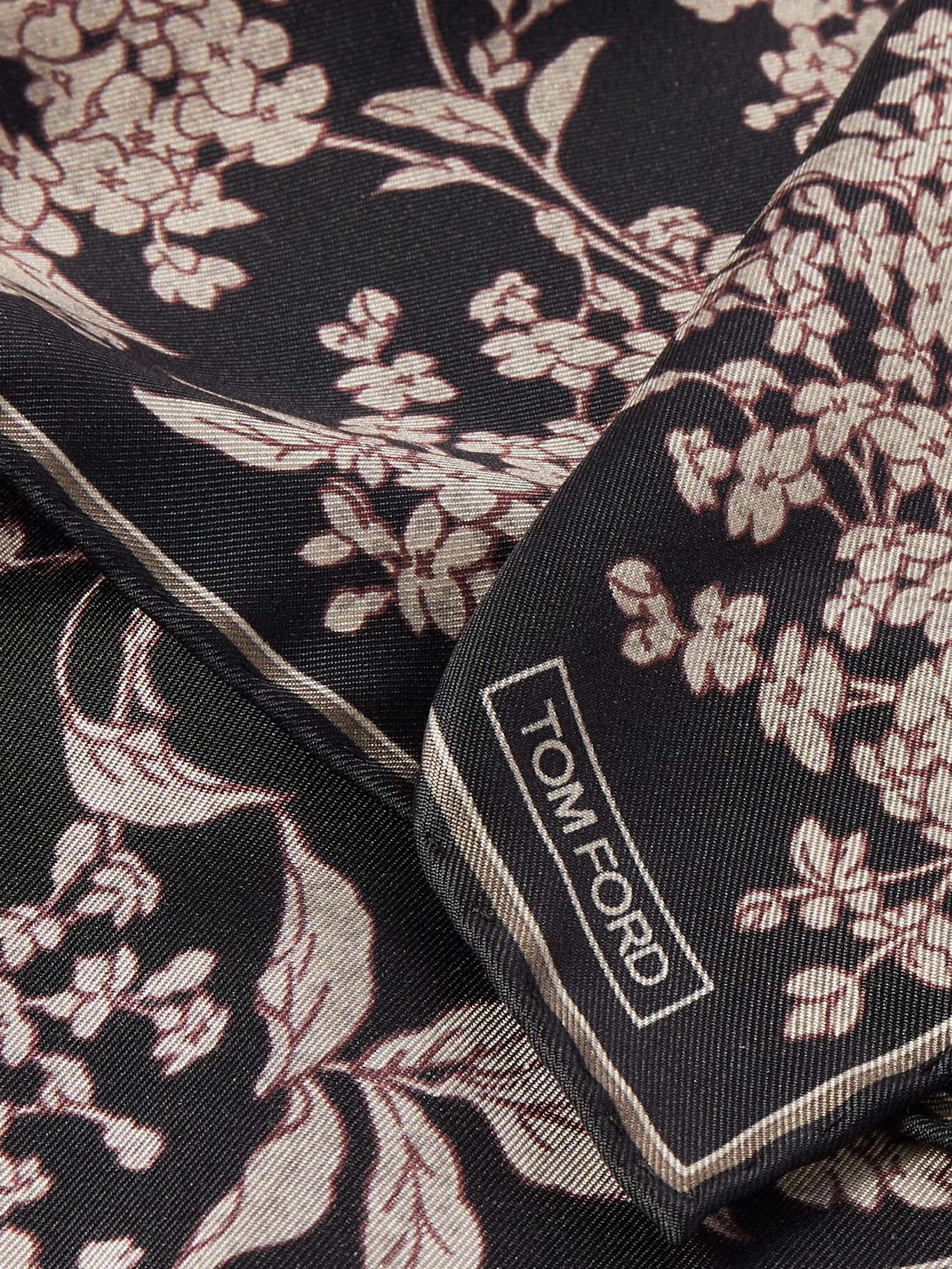 

Карманный платок из шелковой саржи с цветочным принтом TOM FORD, черный