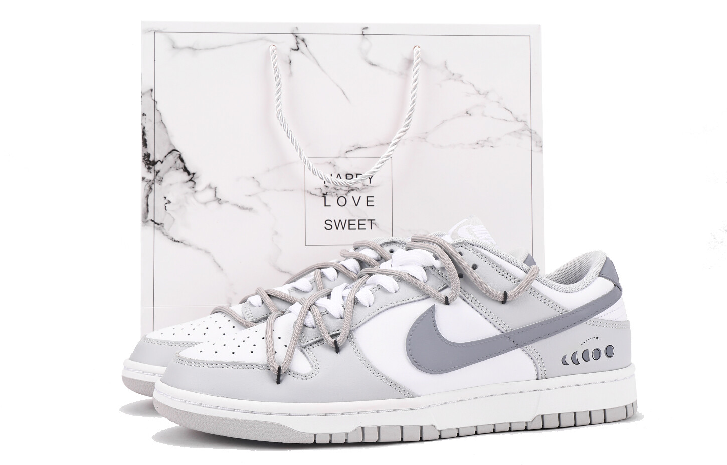 

Кроссовки Nike Dunk Skateboarding Shoes Women's Low-top White/Gray, светло-серый
