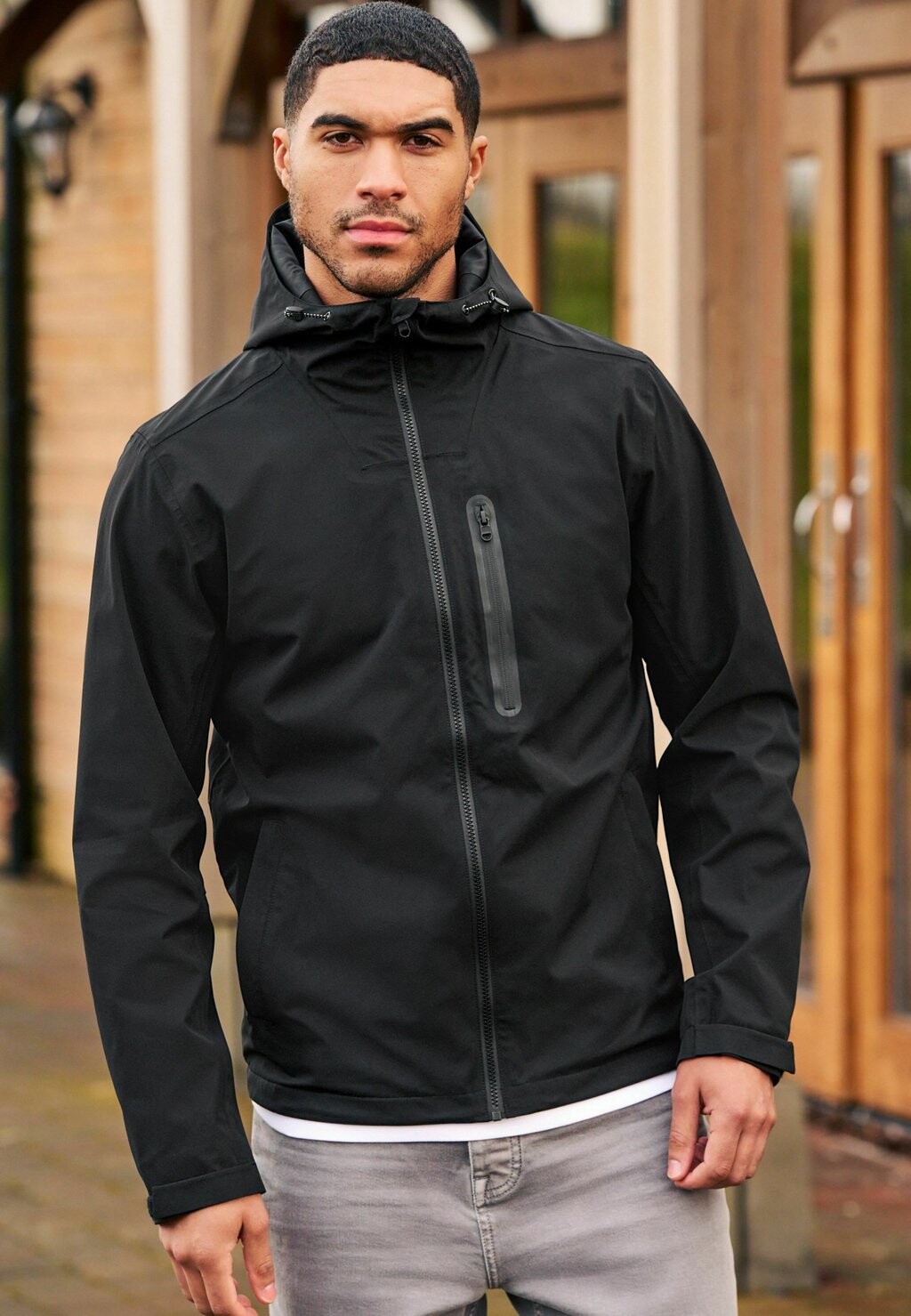 

Водонепроницаемая куртка WATERPROOF REGULAR FIT Next, черный