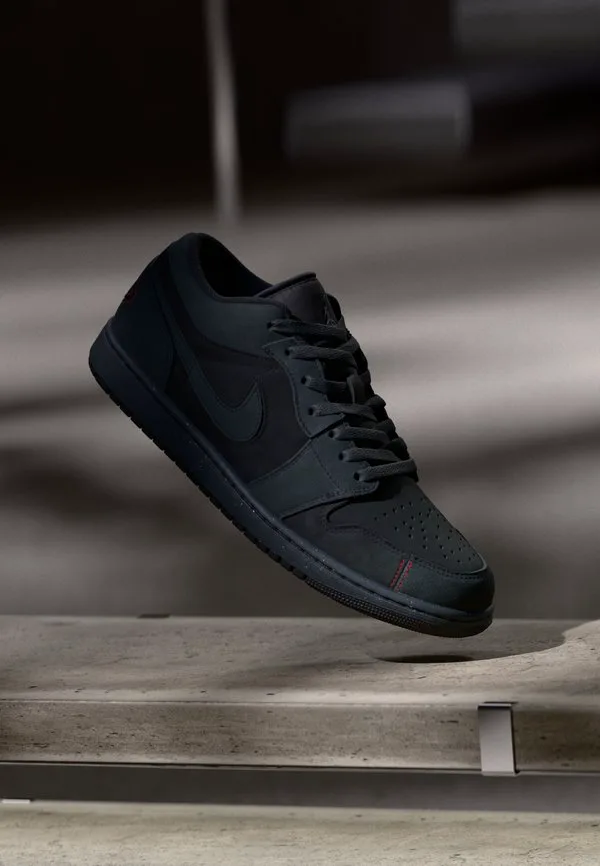 Кроссовки air jordan 1 se craft Jordan, Dark Smoke Grey/Black/Varsity Red