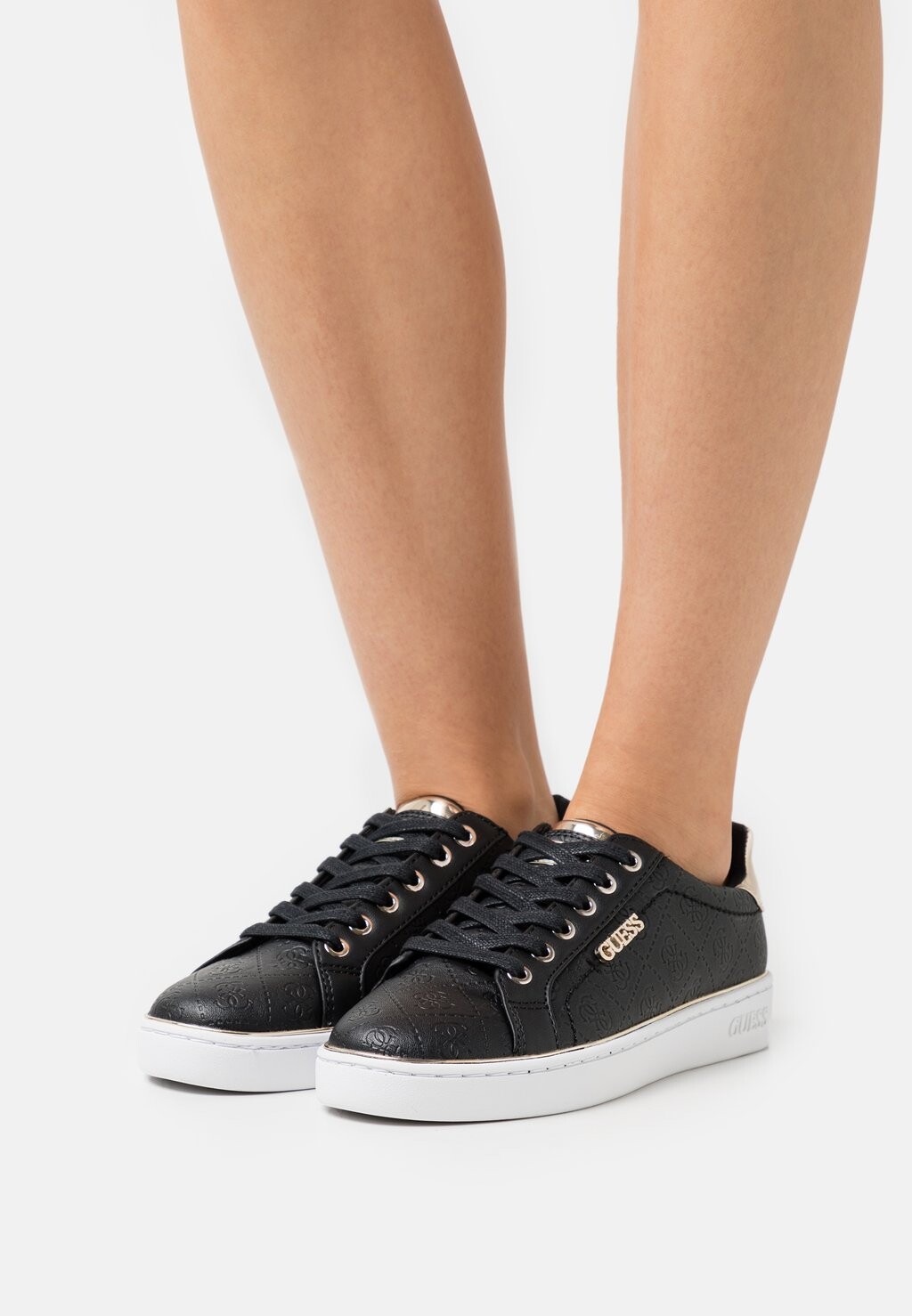 

Кеды Guess BECKIE, цвет Black