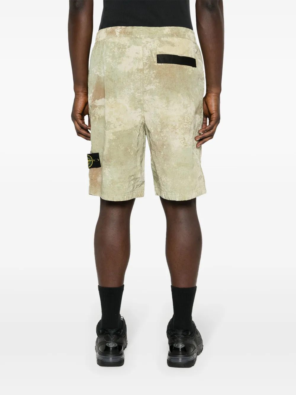 Спортивные шорты с абстрактным принтом Stone Island, зеленый — фото 4